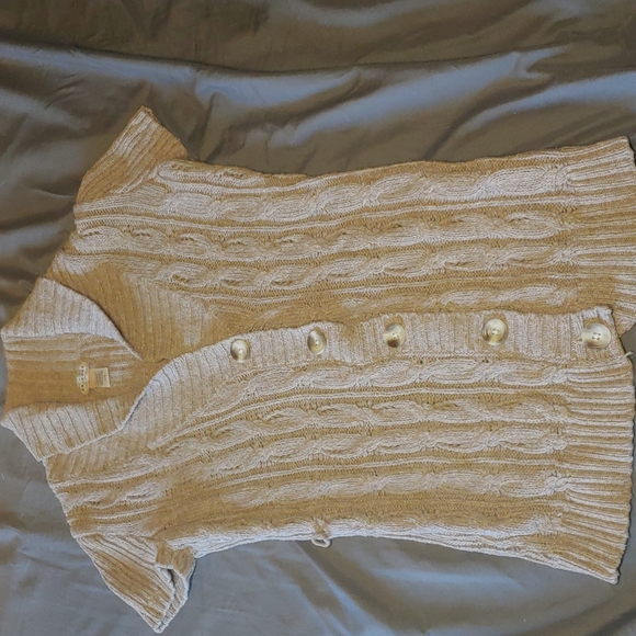 Cardigan - Picture 2 of 2